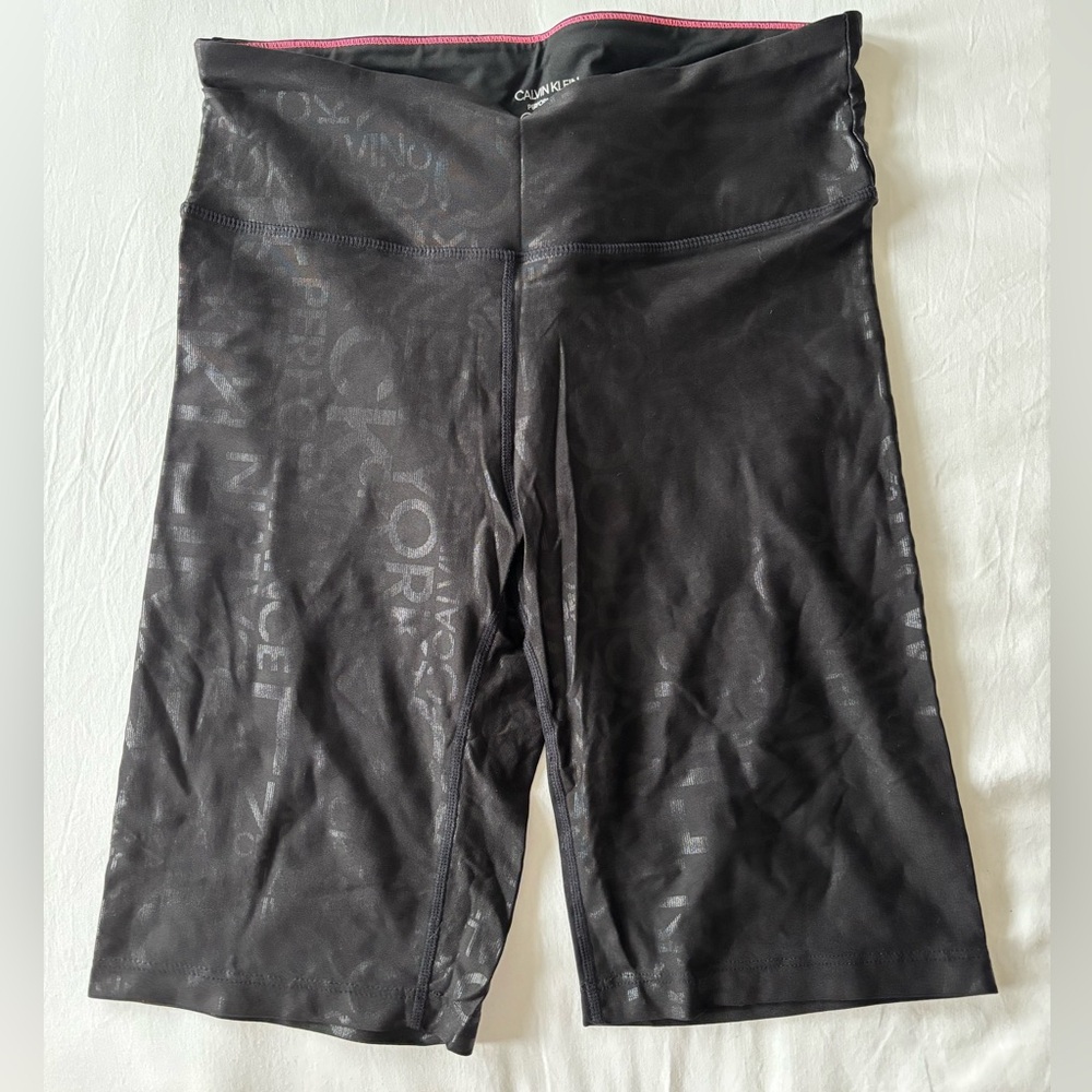 PRE-LOVED Calvin Klein Women’s Black Shorts | M